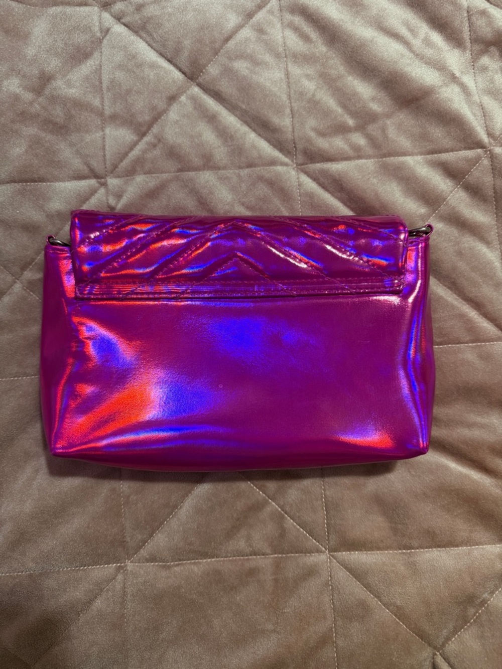 Barbie Pink Quilted Crossbody Bag - Picture 3 of 5